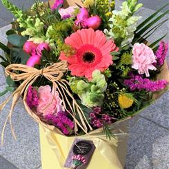 Florist Choice summer Seasonal bouquet Peak Time